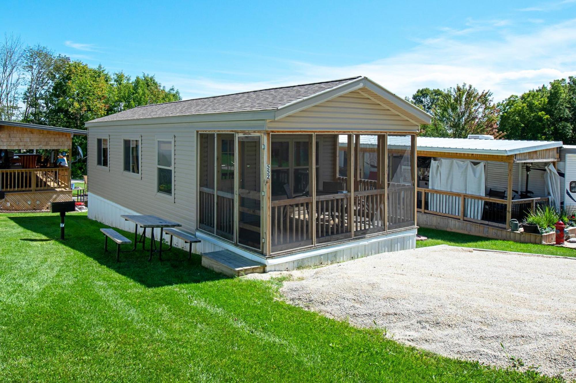 Plymouth Rock Camping Resort Deluxe Cottage Elkhart Lake Exterior foto